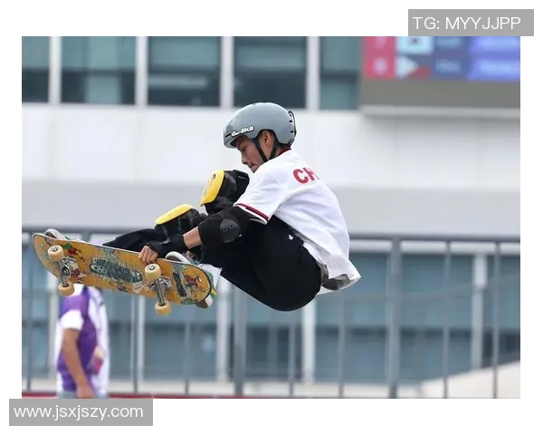 南京滑板队荣登滑板战术排行榜第四名展现实力与风采 南京滑板队荣登滑板战术排行榜第四名展现实力与风采