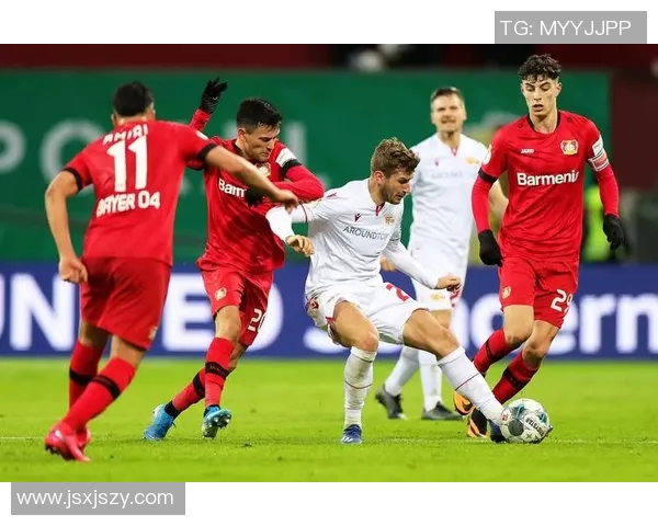 深圳足球队在城市联赛中的状态分析与表现评估探讨