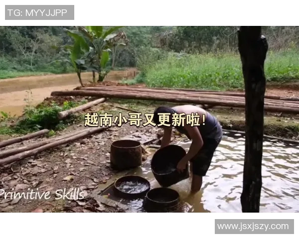 越南小哥勇追足球明星梦想的感人故事与不懈努力